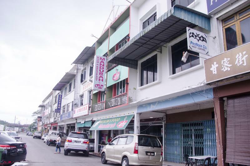 古晋 Oyo 836曼杜拉咖啡馆及早餐旅馆酒店 外观 照片